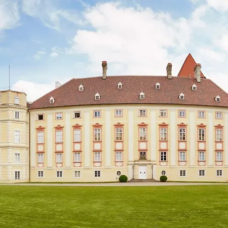 Exklusive Im Schloss Horn