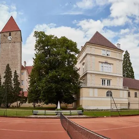 Exklusive Im Schloss * Horn