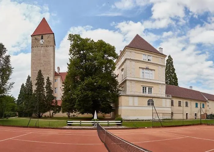 Exklusive Im Schloss * Horn