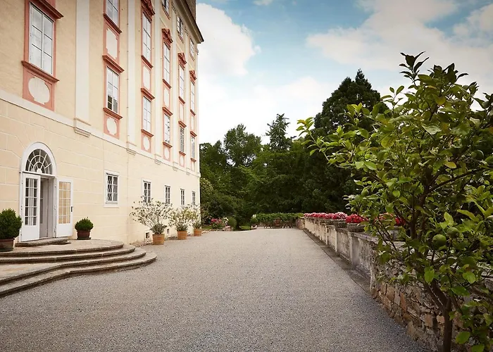 Exklusive Im Schloss Villa *